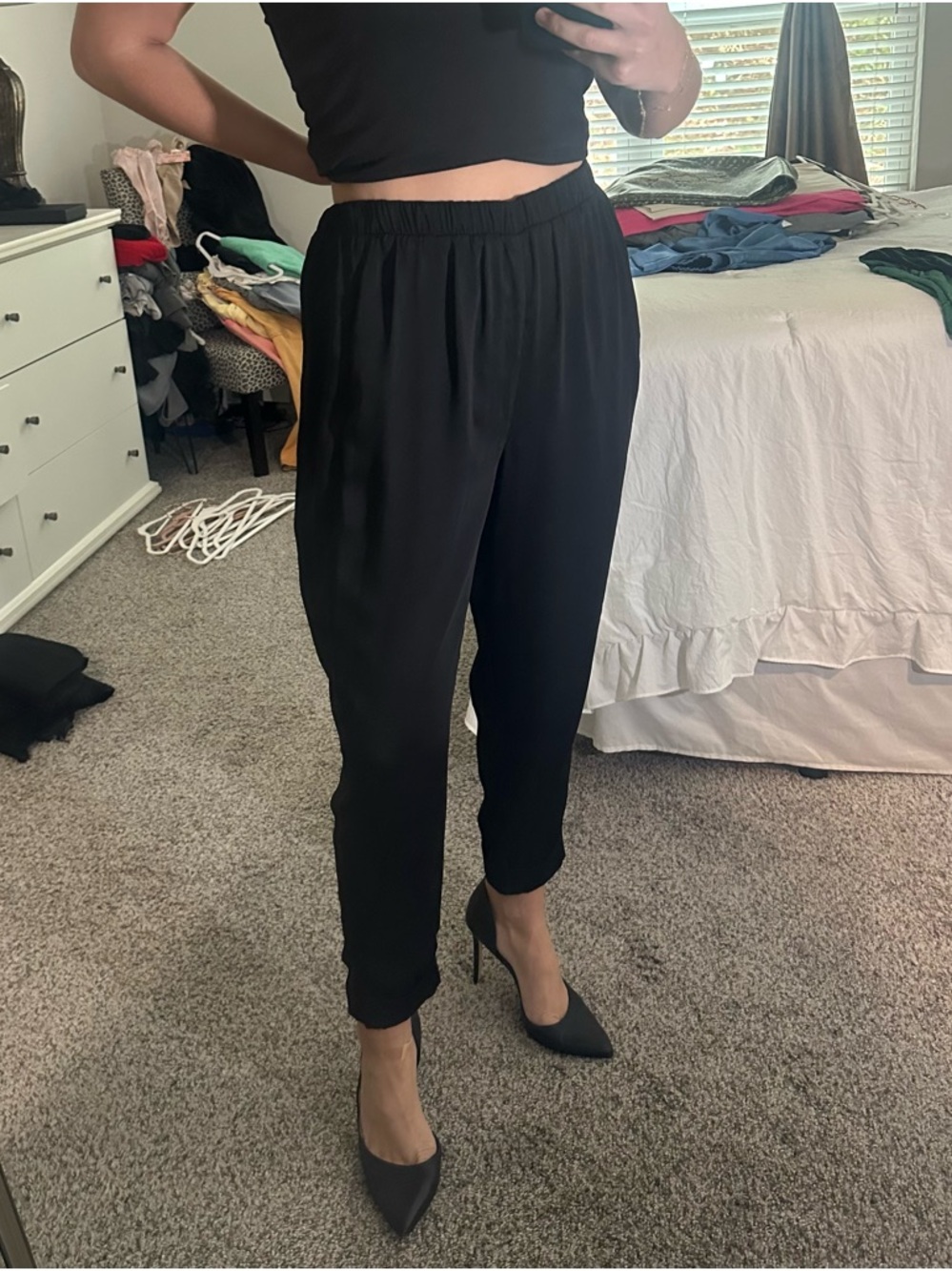 Lysse Black Elastic-Waist Ankle Joggers
